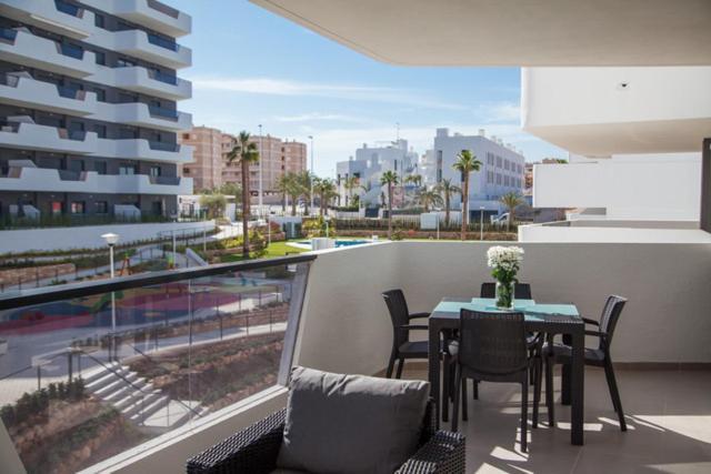 Bahia Apartment Arenales del Sol Luaran gambar